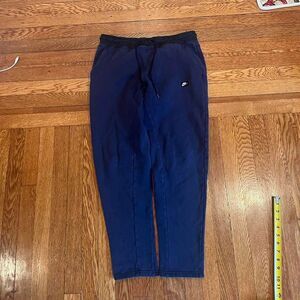 Essential Nike joggers‎